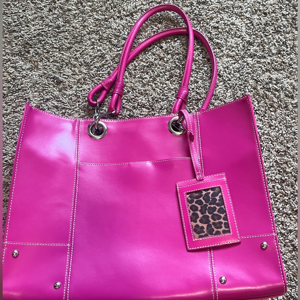 Wilson’s Leather hot pink tote with leopard interior NWOT